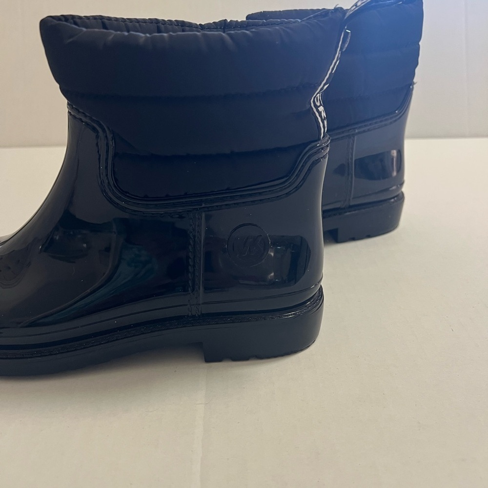 MICHAEL KORS Blakely Rain Boots - Picture 8 of 8